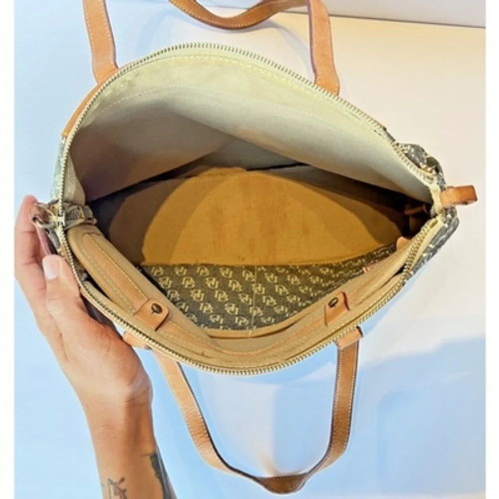 Dooney & Bourke Monogram Canvas Tote Bag Blue Tan Leather Trim Vintage Y2K Boho - Picture 7 of 8
